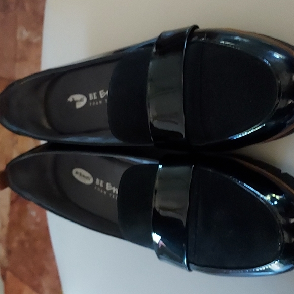 Shoes - Picture 2 of 2